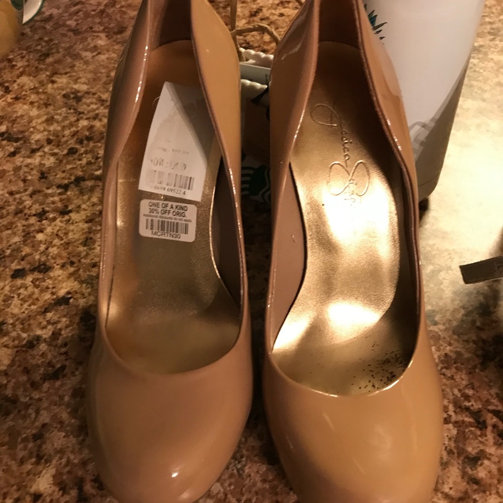 Beige heels